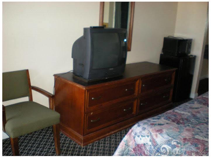 Hotel Corona Ca - Hwy 91 外观 照片