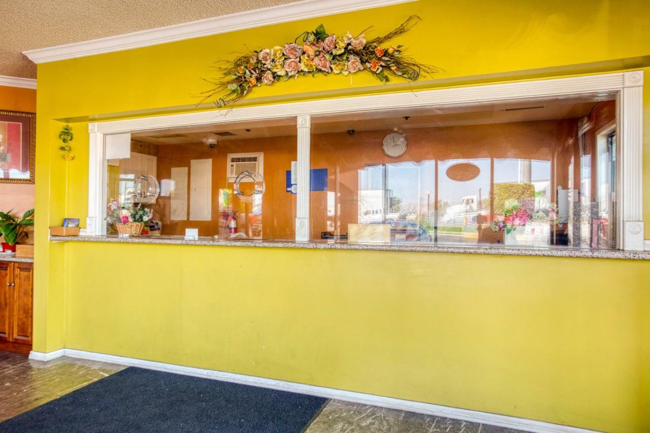 Hotel Corona Ca - Hwy 91 外观 照片