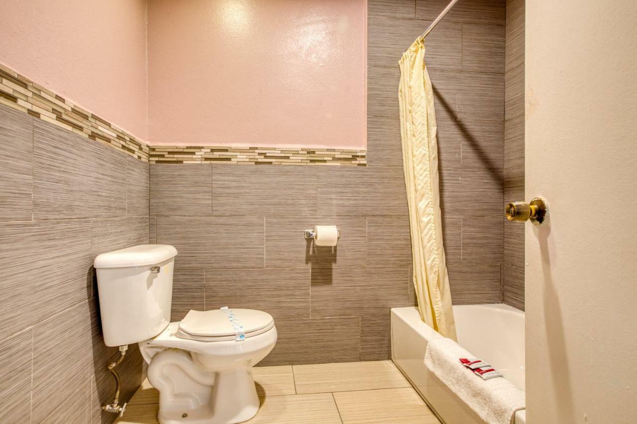 Hotel Corona Ca - Hwy 91 外观 照片